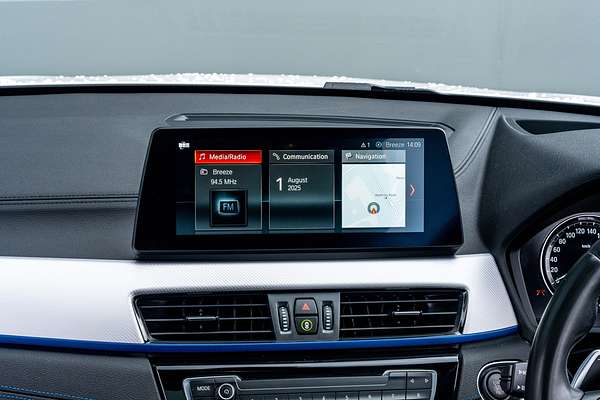 2022 BMW X1 S20i 2.0Pt/7At