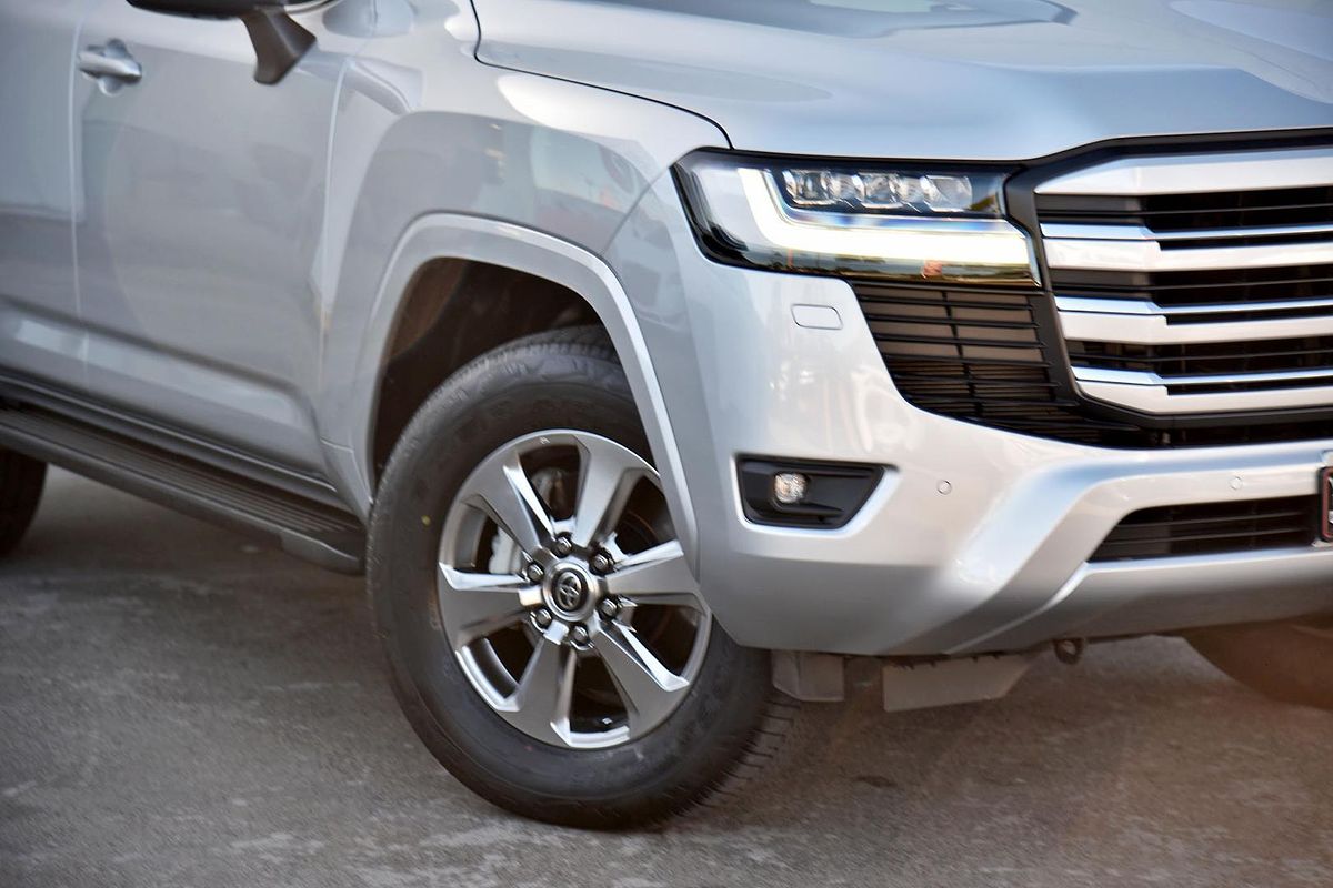 2022 Toyota Landcruiser VX FJA300R