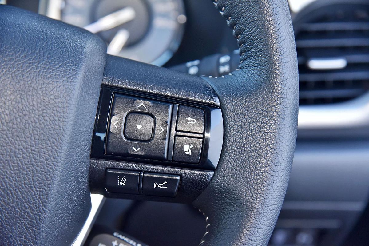 2021 Toyota Hilux SR5 GUN126R