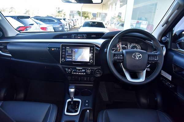 2021 Toyota Hilux SR5 GUN126R