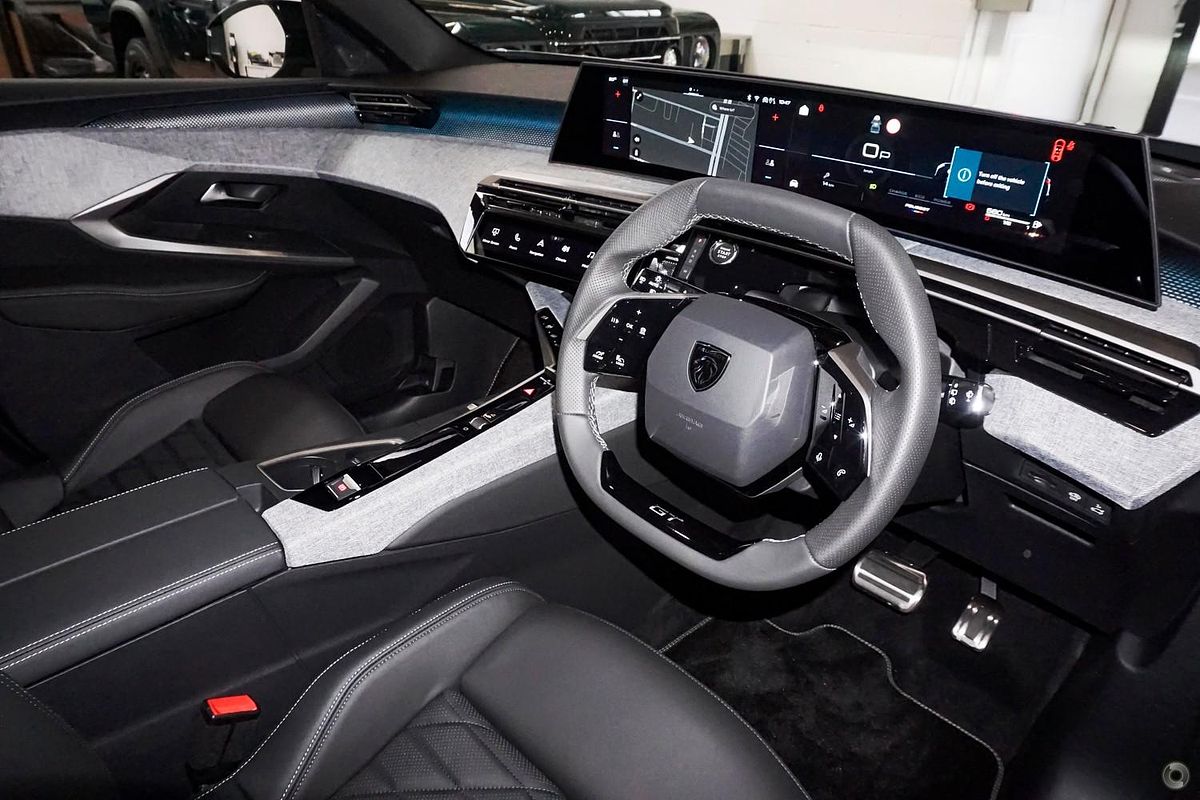 2025 Peugeot 5008 GT Premium Hybrid P74