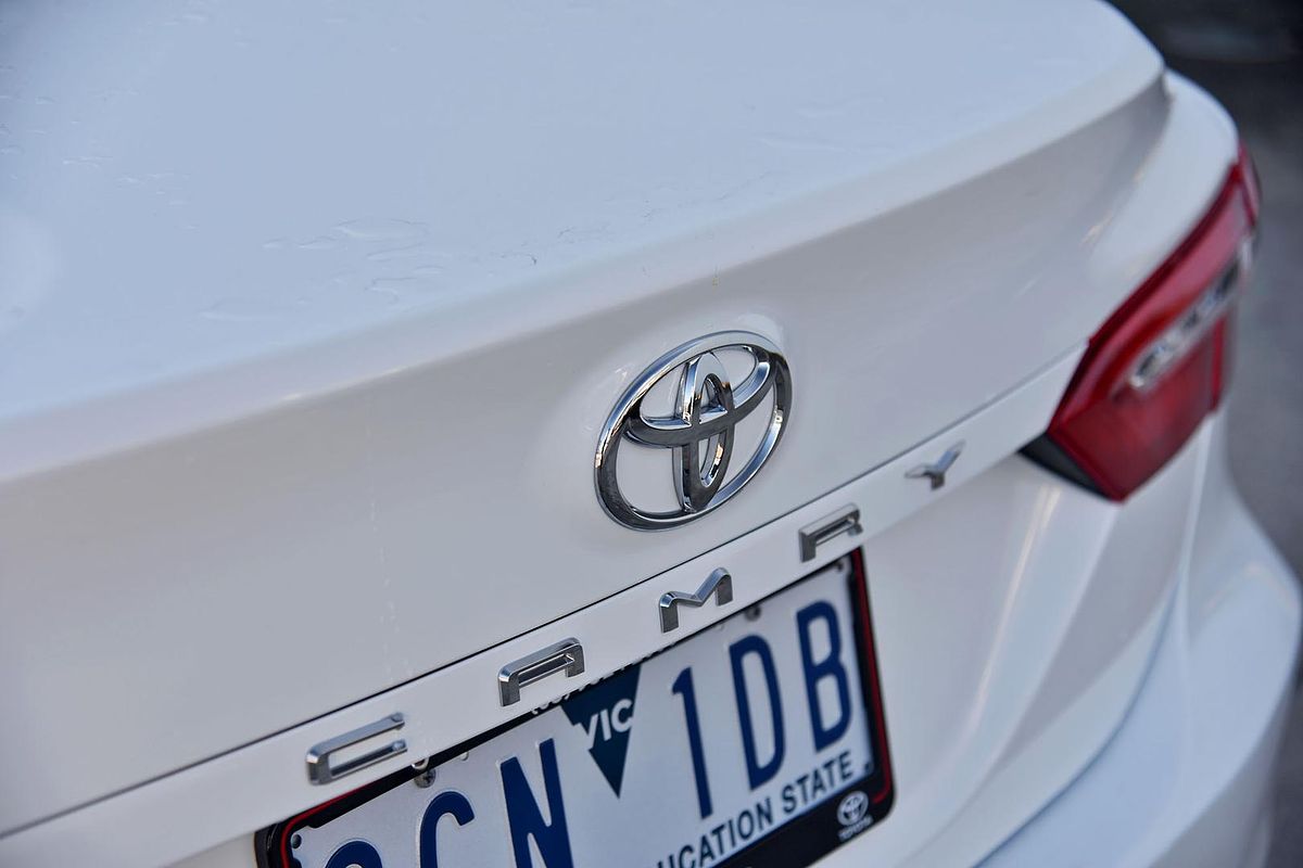2018 Toyota Camry Ascent ASV70R
