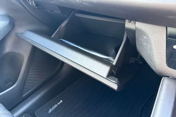 2022 Mitsubishi Outlander PHEV Exceed ZM