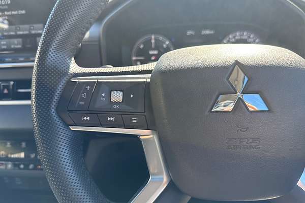 2022 Mitsubishi Outlander PHEV Exceed ZM