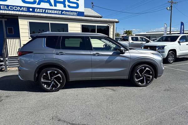 2022 Mitsubishi Outlander PHEV Exceed ZM