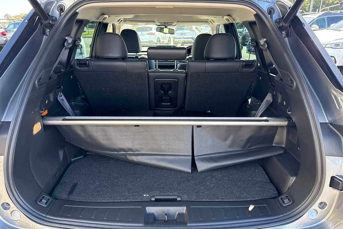2022 Mitsubishi Outlander PHEV Exceed ZM