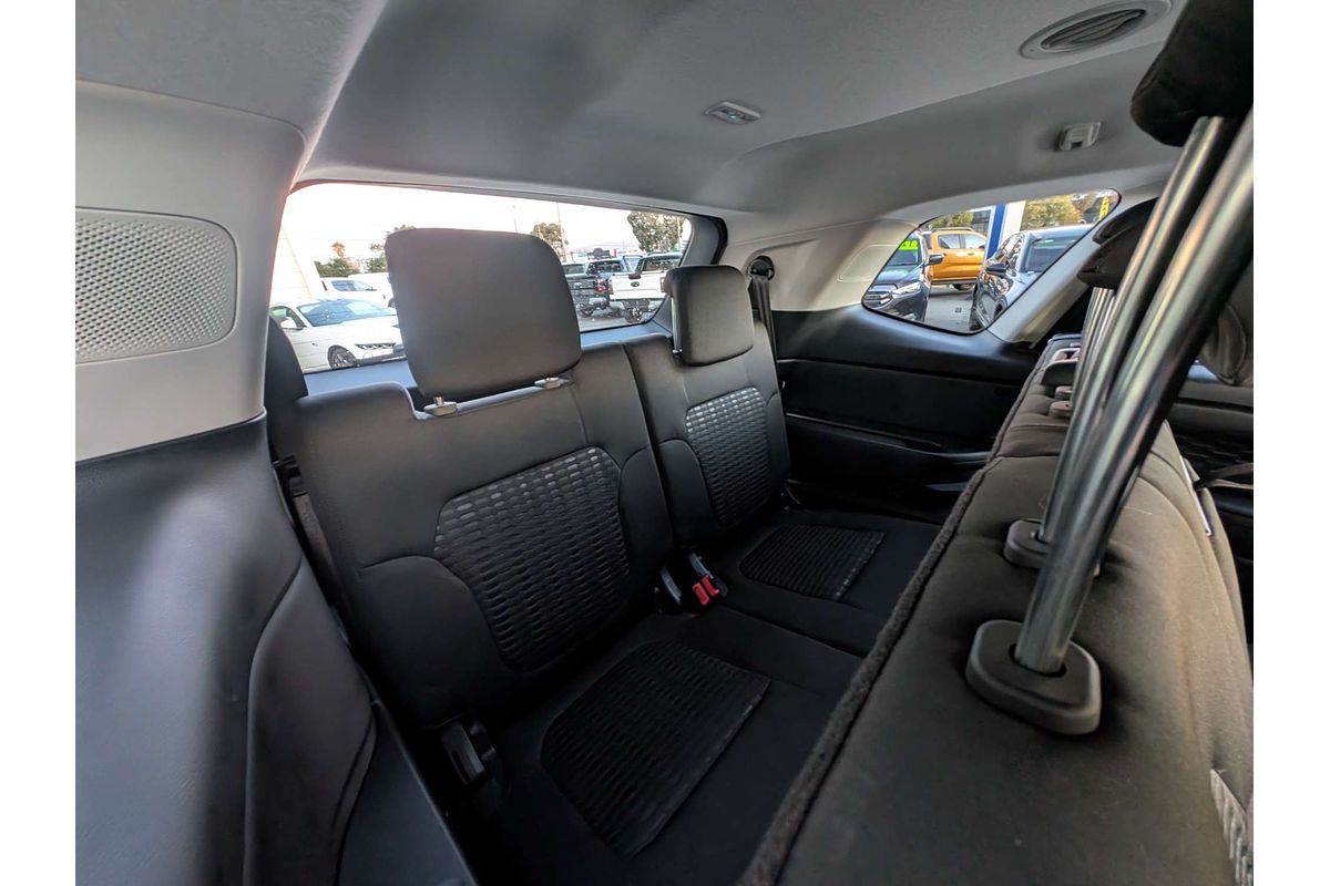 2024 Ford Everest Ambiente 2.0L