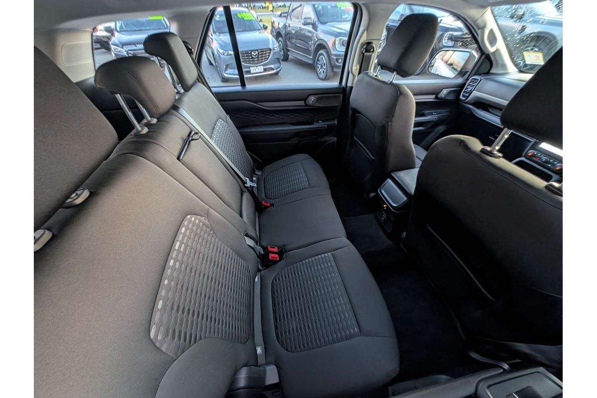 2024 Ford Everest Ambiente 2.0L