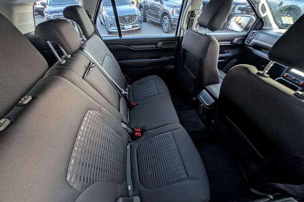 2024 Ford Everest Ambiente 2.0L