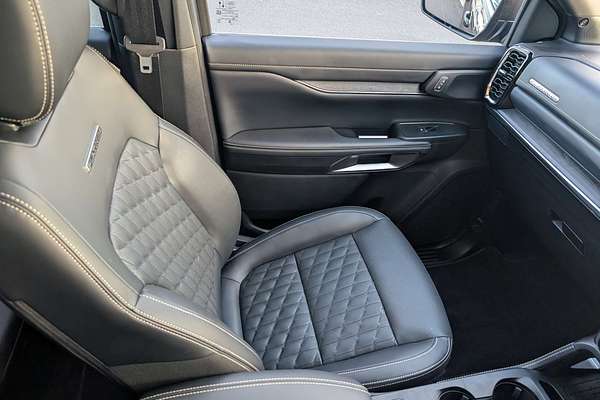 2025 Ford Everest Platinum 3.0L