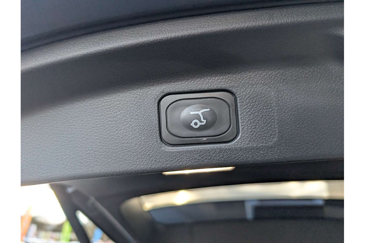 2025 Ford Everest Platinum 3.0L