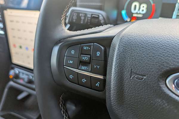 2025 Ford Everest Platinum 3.0L