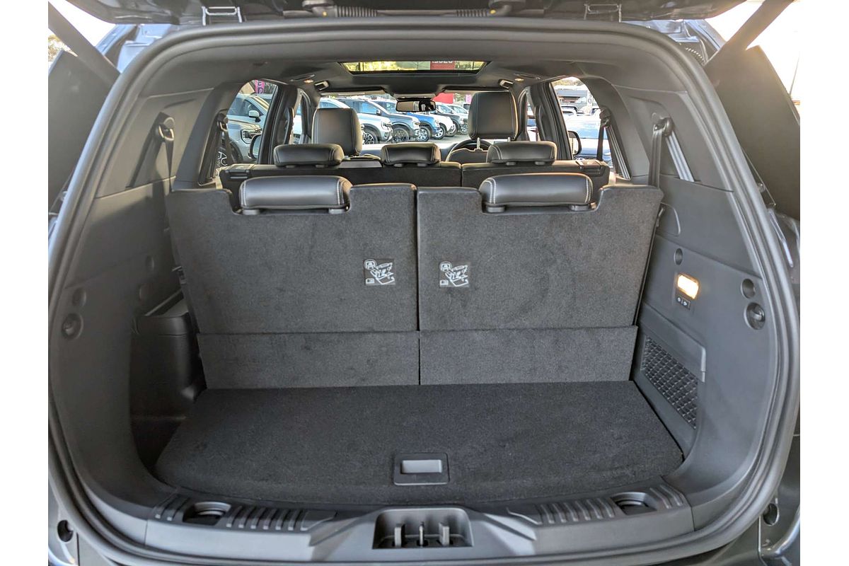 2025 Ford Everest Platinum 3.0L