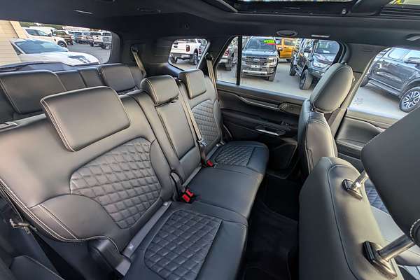 2025 Ford Everest Platinum 3.0L