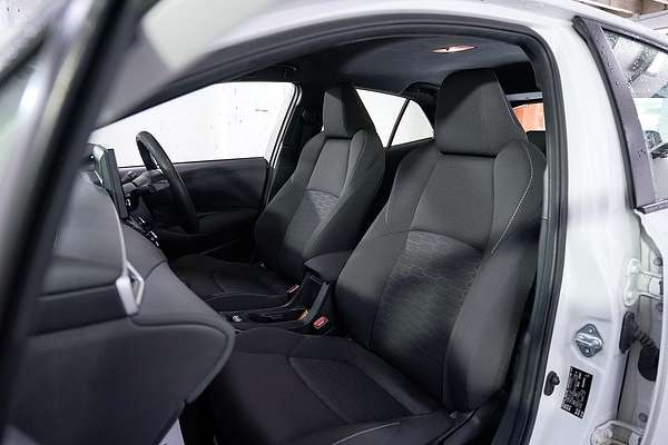 2022 Toyota Corolla Ascent Sport Hybrid ZWE211R