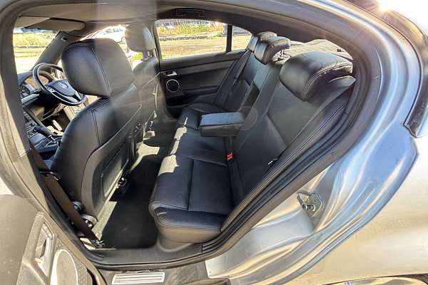 2010 Holden Commodore Omega VE