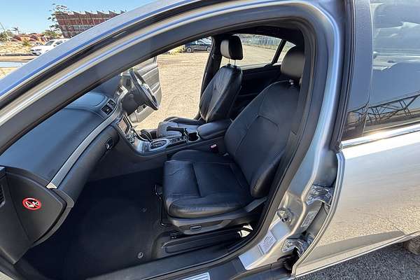 2010 Holden Commodore Omega VE