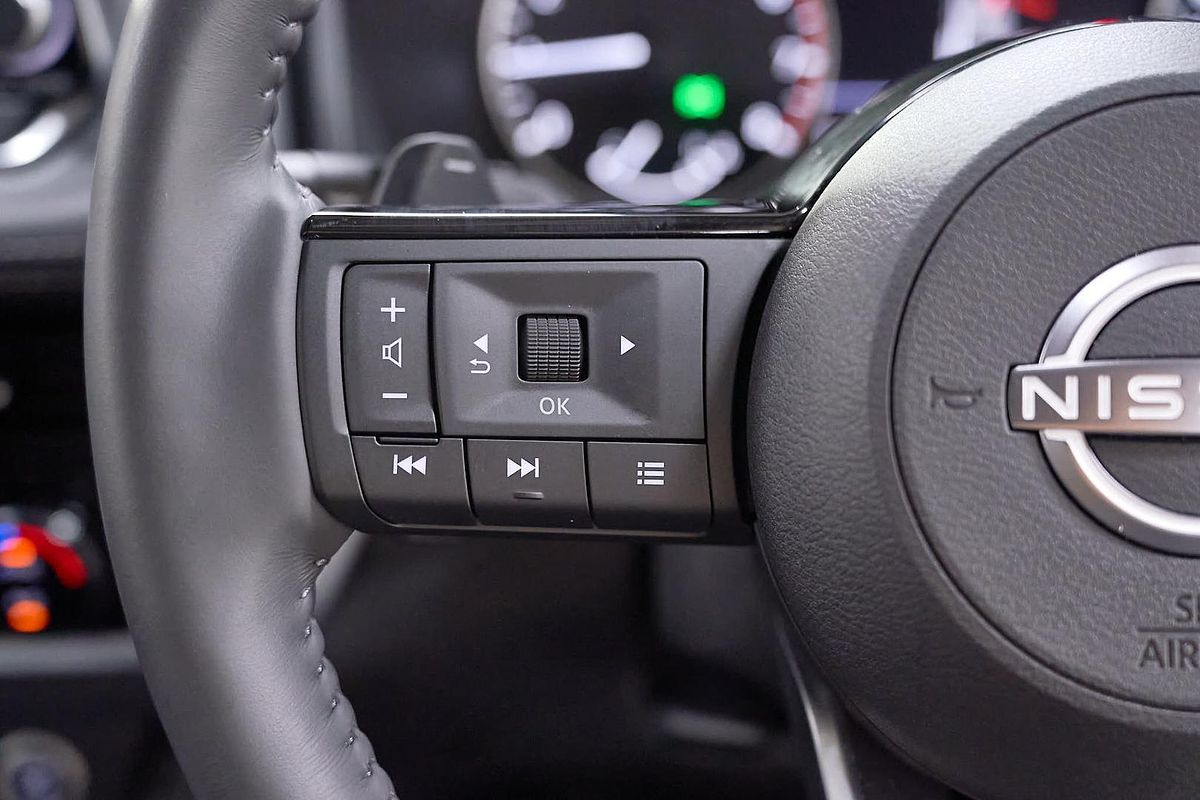 2024 Nissan X-TRAIL ST-L T33