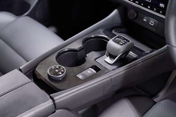 2024 Nissan X-TRAIL ST-L T33