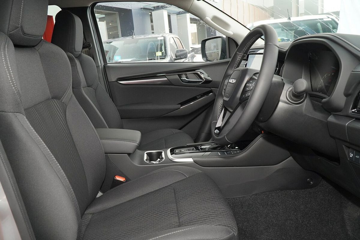 2025 Isuzu MU-X LS-U