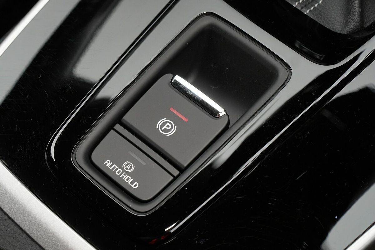 2025 Isuzu MU-X LS-U