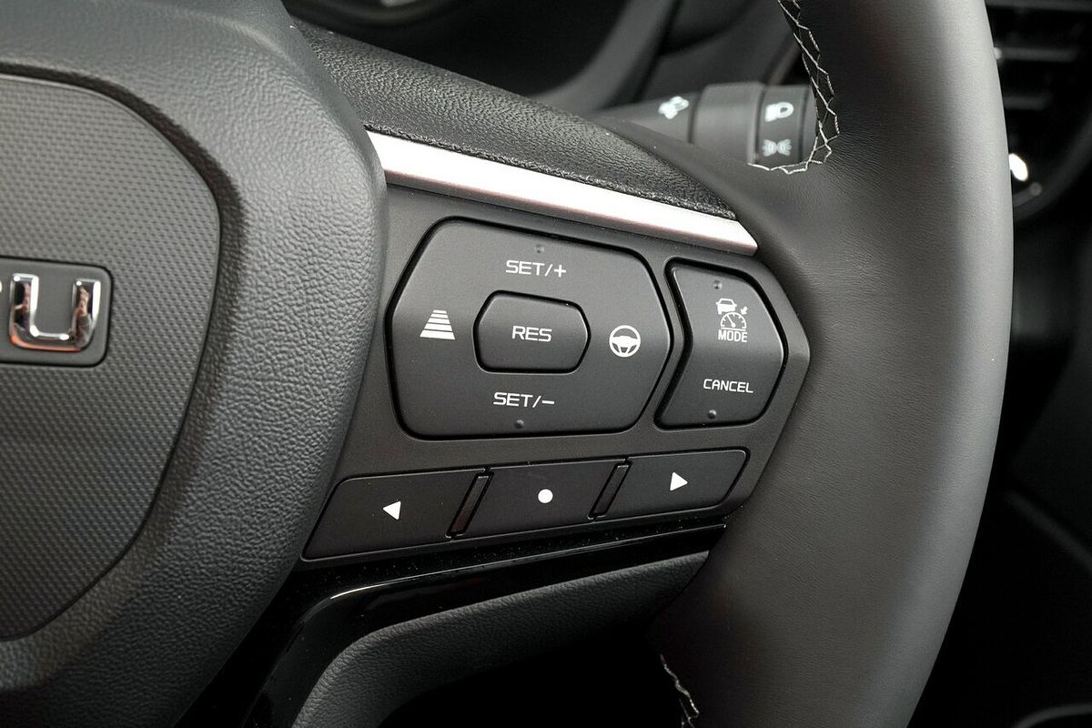 2025 Isuzu MU-X LS-U
