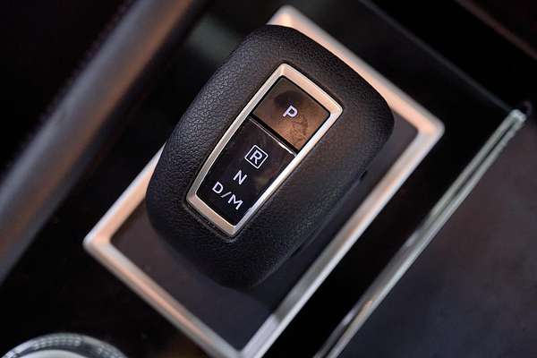 2024 Mitsubishi Outlander ES ZM