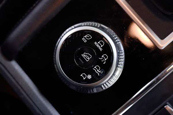 2024 Mitsubishi Outlander ES ZM