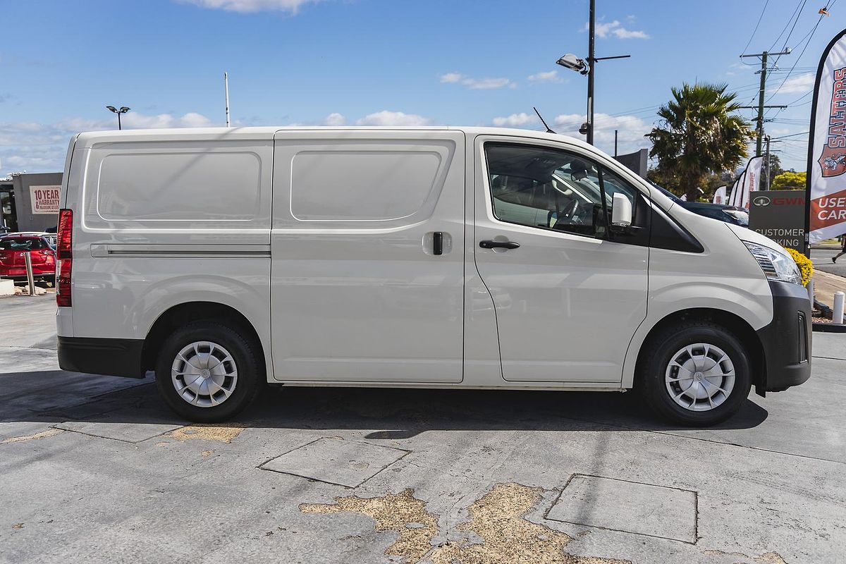 2024 Toyota Hiace GDH300R LWB