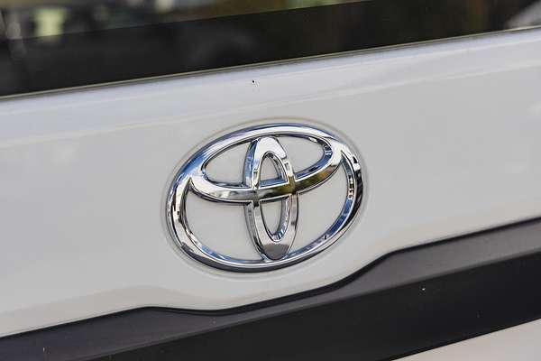 2024 Toyota Hiace GDH300R LWB