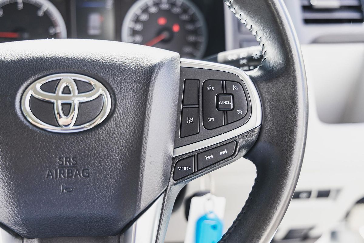 2024 Toyota Hiace GDH300R LWB