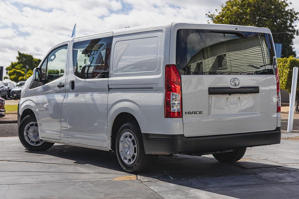 2024 Toyota Hiace GDH300R LWB