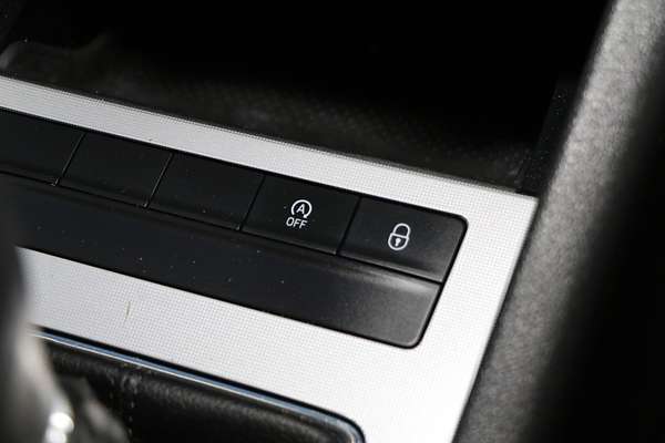 2015 SKODA Octavia Ambition 103TSI NE