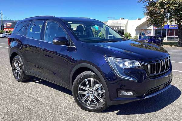 2025 Mahindra XUV700 AX7L