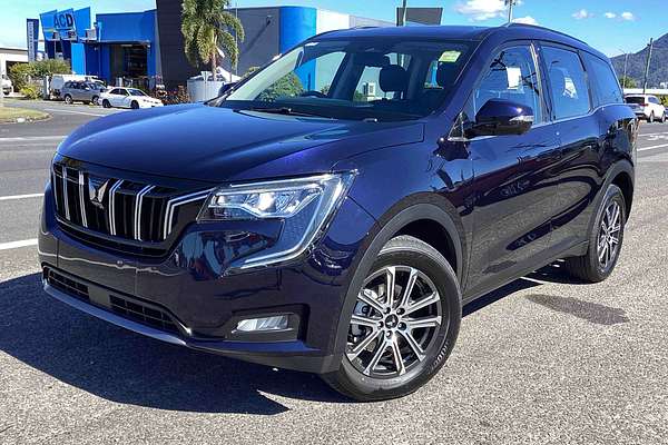 2025 Mahindra XUV700 AX7L