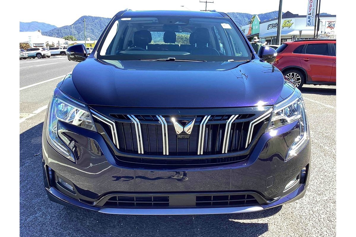 2025 Mahindra XUV700 AX7L