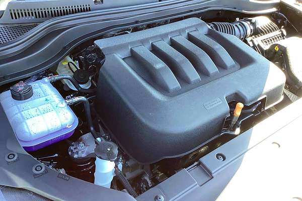 2025 Mahindra XUV700 AX7L