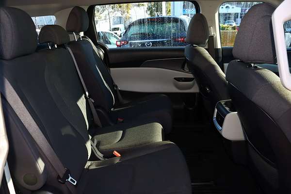 2023 Kia Carnival S KA4