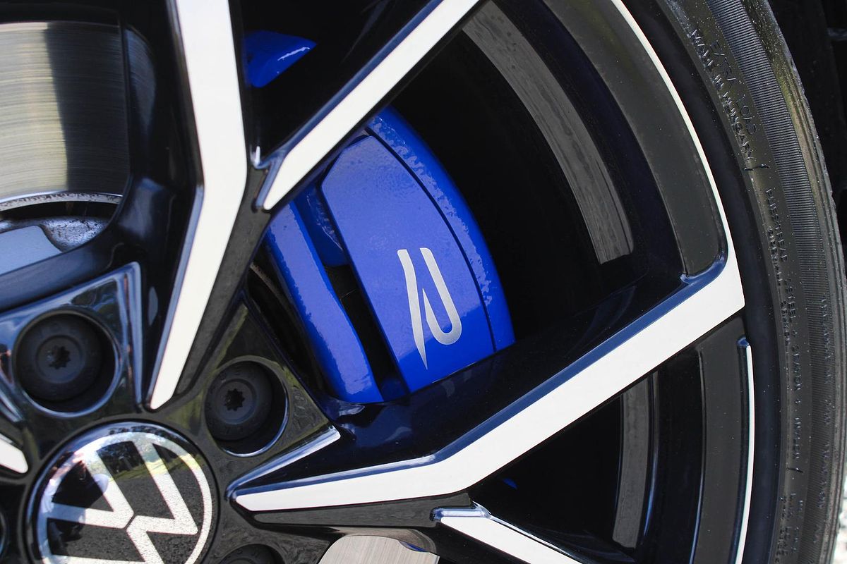 2023 Volkswagen T-Roc R D11