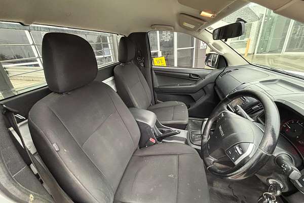 2017 Isuzu D-MAX SX High Ride Rear Wheel Drive