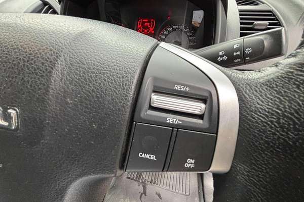2017 Isuzu D-MAX SX High Ride Rear Wheel Drive