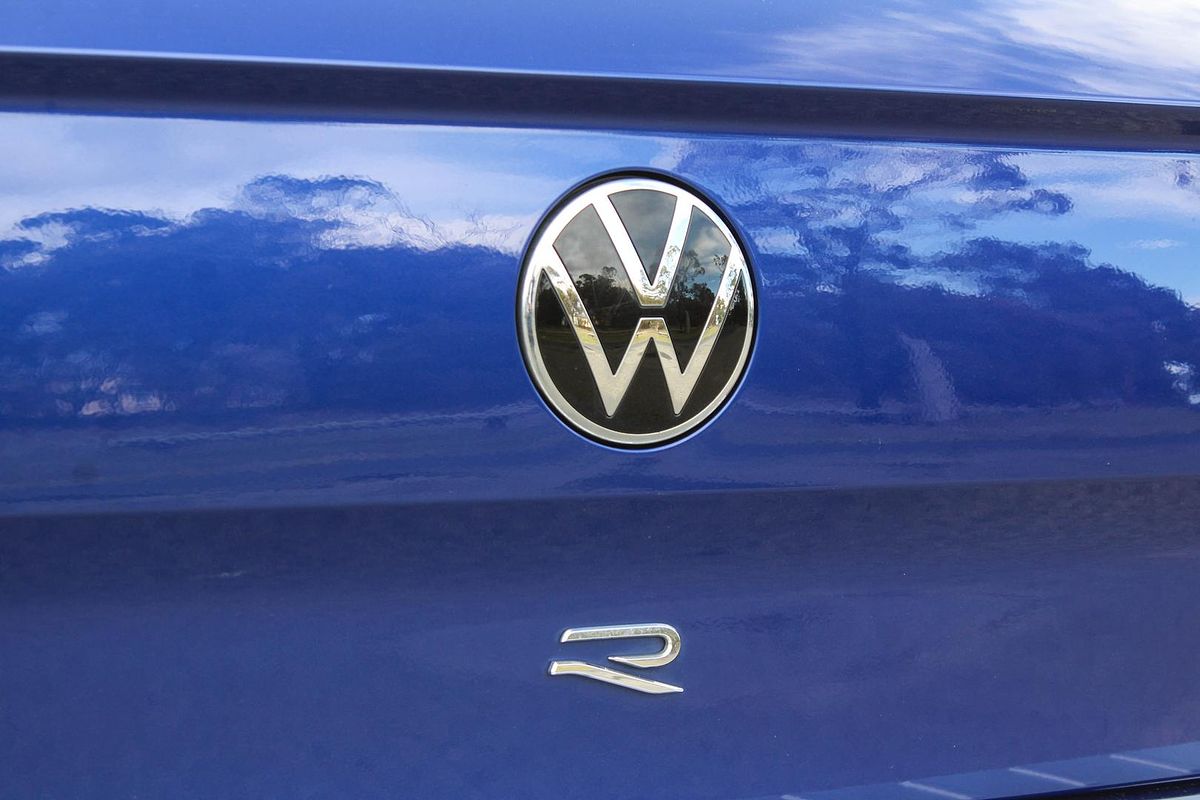 2023 Volkswagen T-Roc R D11