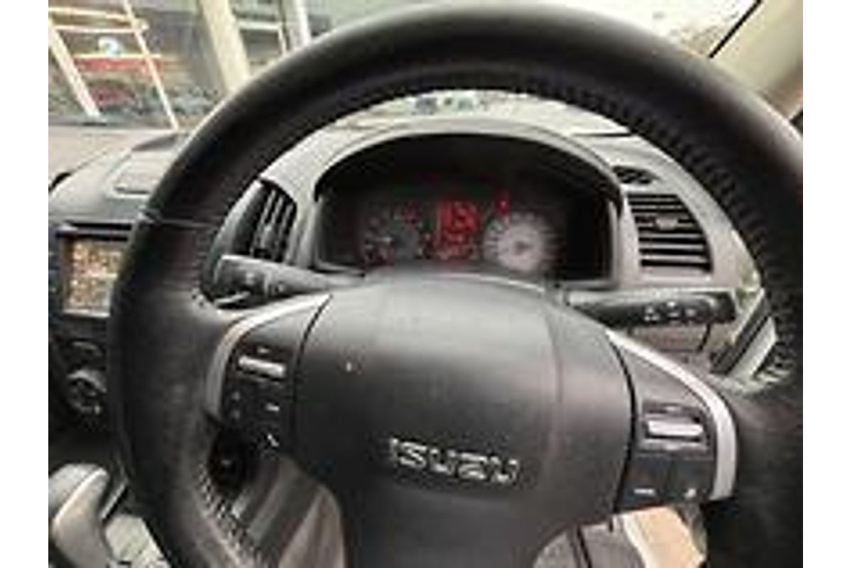 2017 Isuzu D-MAX SX High Ride Rear Wheel Drive