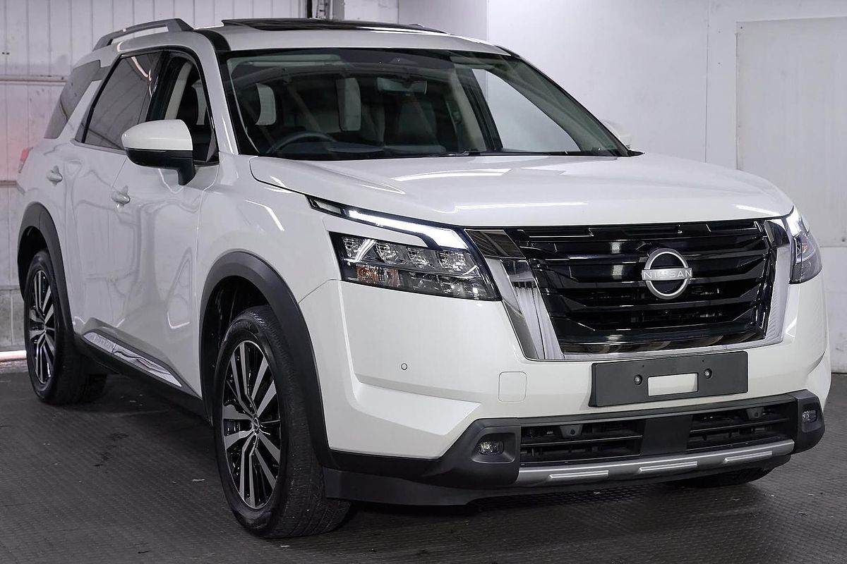 2023 Nissan Pathfinder Ti-L R53