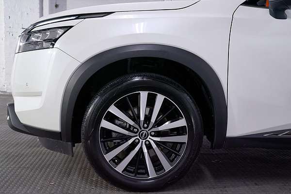 2023 Nissan Pathfinder Ti-L R53