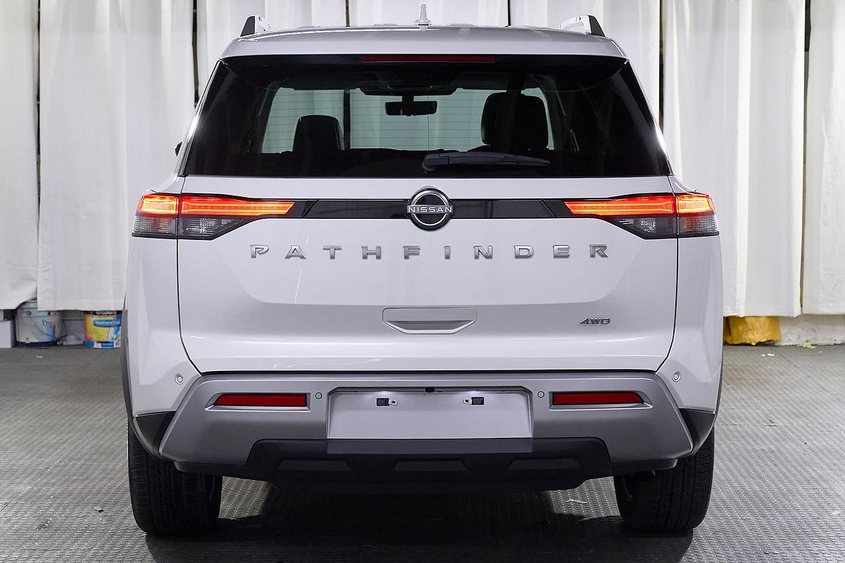 2023 Nissan Pathfinder Ti-L R53