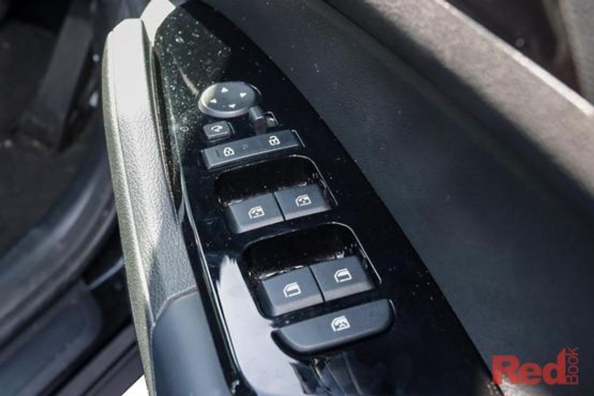 2022 Kia Sportage SX NQ5