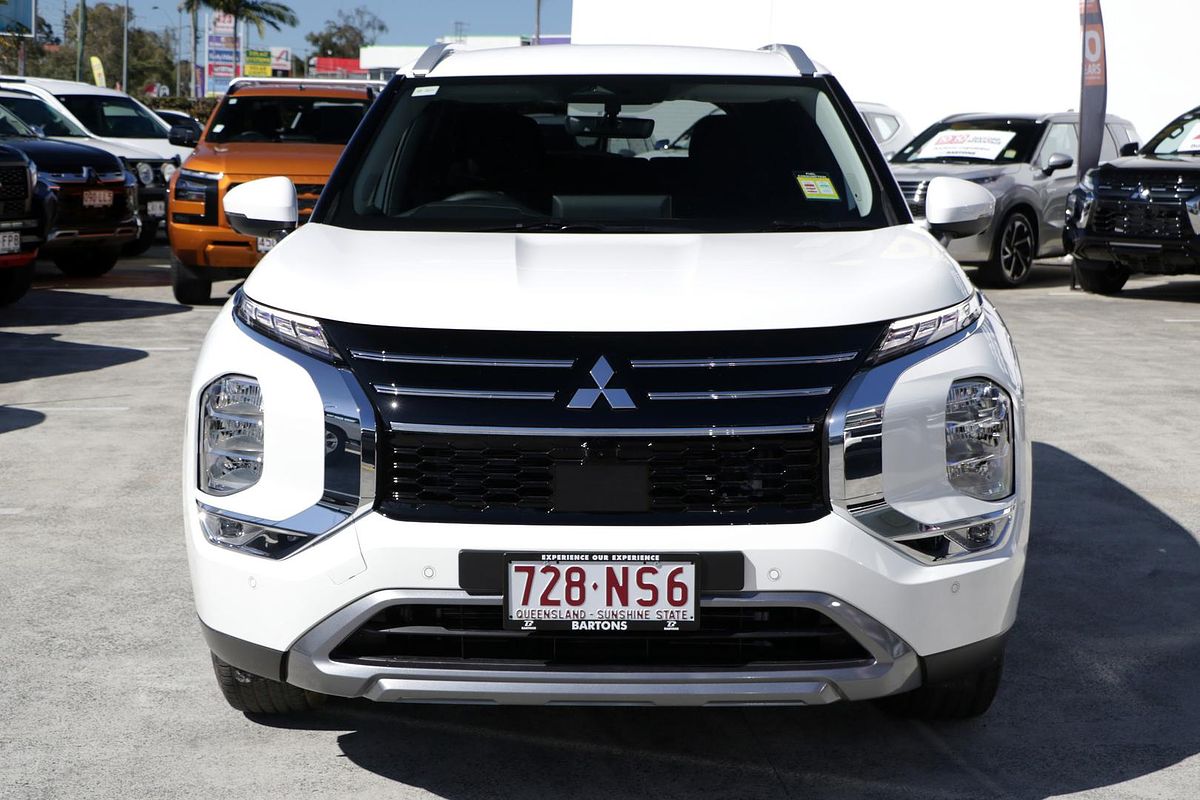 2025 Mitsubishi Outlander LS ZM