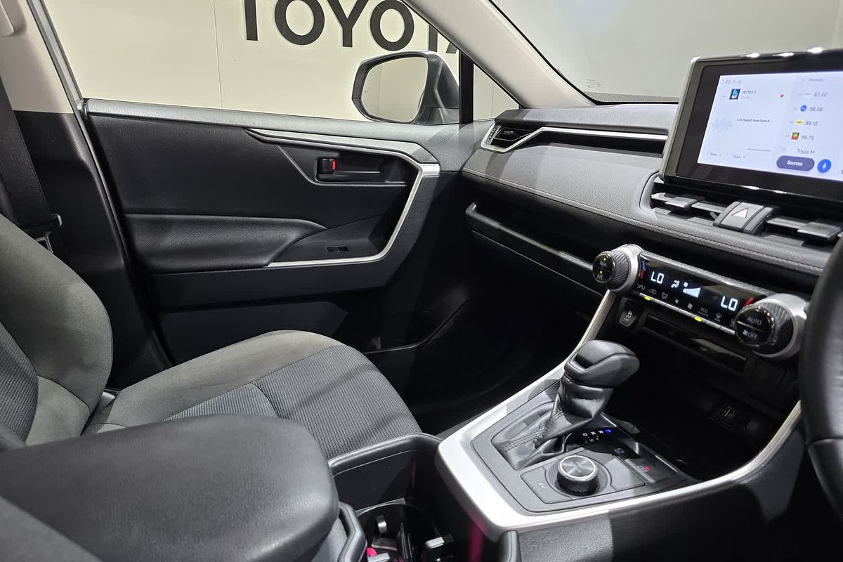 2024 Toyota RAV4 GX AXAH54R