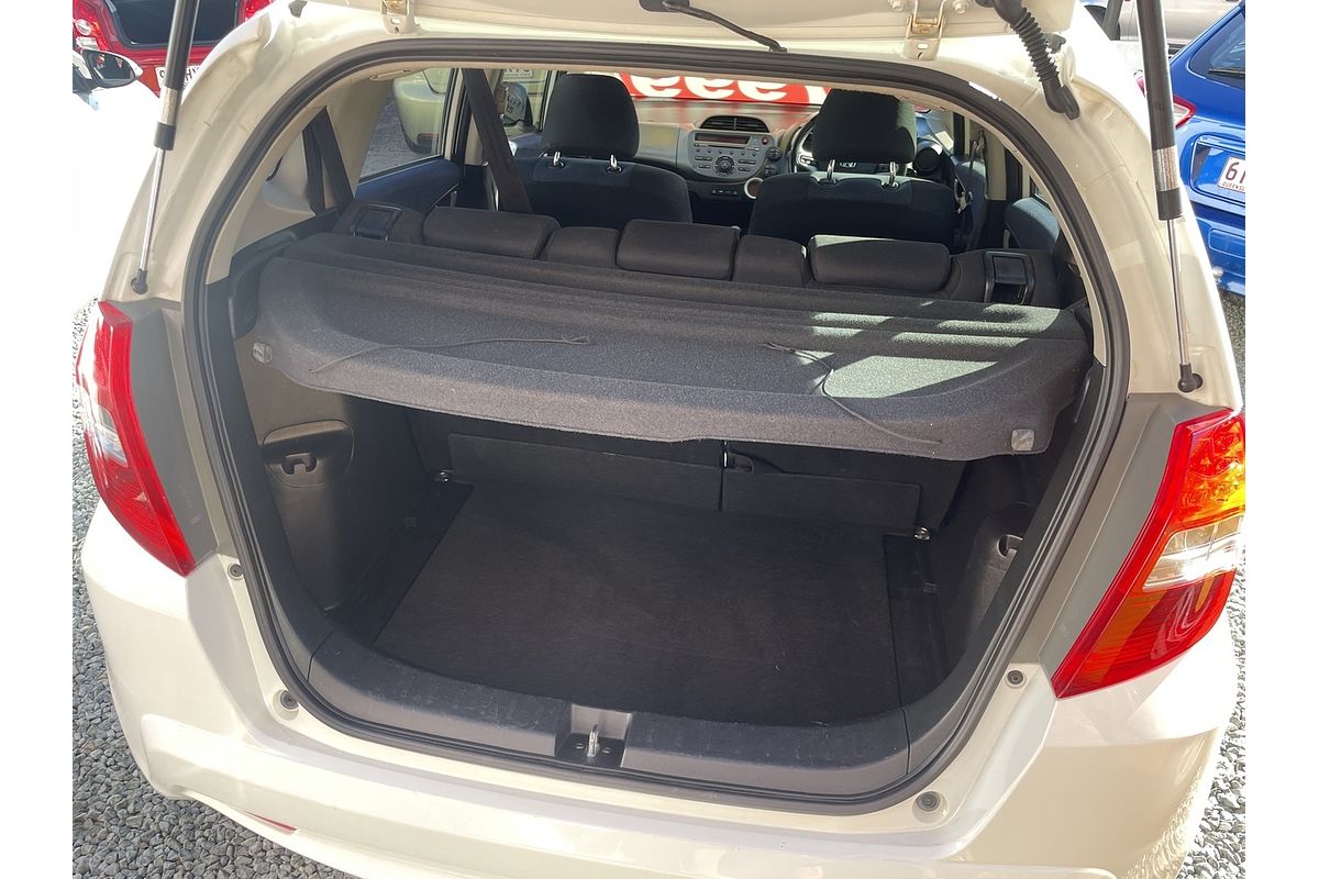2012 Honda Jazz Vibe GE